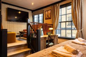 Salisbury Arms Hotel