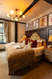 Salisbury Arms Hotel