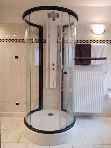 Schöne 120-qm-Ferienwohnung - Sonnenterrasse - Stadtgrenze Lübeck