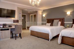 Deluxe Twin Room room in B/W Plus Kenwick Park Hotel