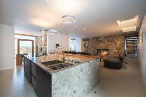 Carden Laithe By Birch Stays