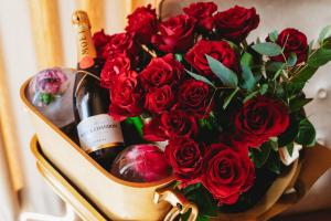 Apartament z wanną wolnostojącą