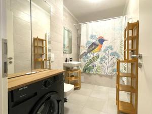 Blue Jays Nest — AC & Stylish Terrace