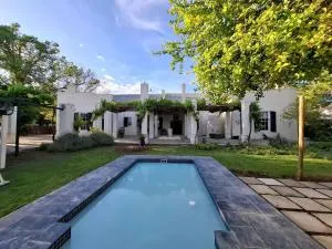 Sundays Karoo Guesthouse - 格拉夫-里内特