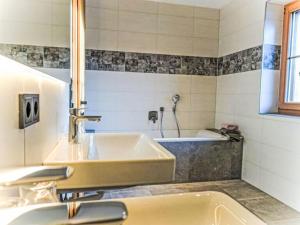 Apartment Das Panoramal by Interhome