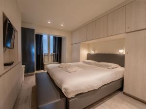 Apartment Bella II with harbour view by Interhome