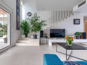 Villa Aponia by Interhome 