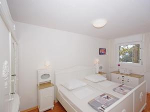 Apartment Lisa by Interhome