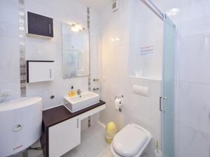 Apartment Jasmina-3 by Interhome