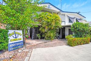 Grey Whale Anchor Inn U4