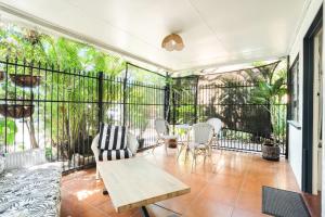 Grey Whale Anchor Inn U5