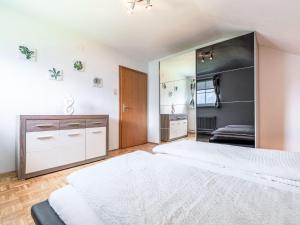 Apartment Ferienwohnung Grimmingblick by Interhome