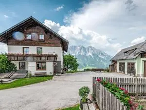 Apartment Ferienwohnung Grimmingblick by Interhome - Niederöblarn