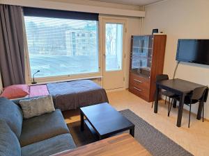 Yksiö Louhelan aseman lähellä