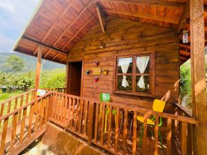 Finca Maracuba Cabañas Limón, Manzana y Níspero