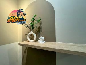 Urban Suites Stylish 3BR in Georgetown with Stunning Seaview