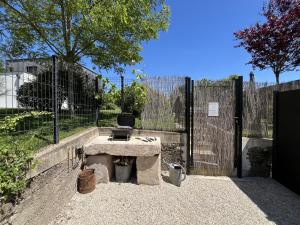 Appartements Sejour detente - Appart'hotel n 1 avec jaccuzi, piscine et petit-dejeuner : photos des chambres