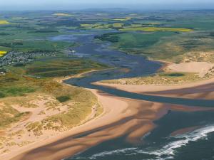 Easter Cottage -4 Bed Converted Barn Cottage