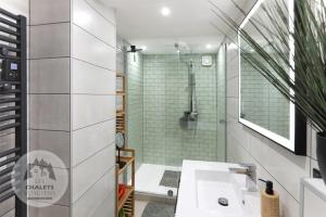 Appartements Le Briand Appartement 4etoiles Nancy Thermal Cosy avec Terrasse Wifi : photos des chambres
