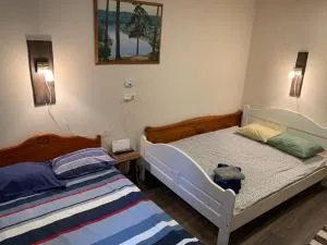 Delta 10- two big beds - Salu