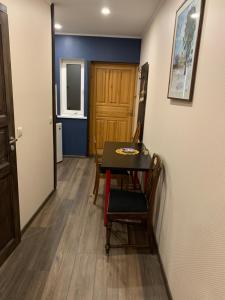 Delta 10- two big beds