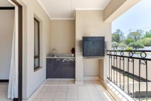 Walford Estate, Spacious Private, Modern luxury living