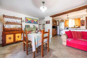 Al mare a Capo Comino img30