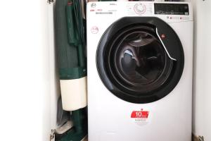 Casa tra i Carüggi e il Mare