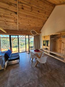 Stodoły w Bieszczadzie domy z sauną i widokiem na góry