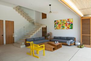 Beach Houses 4 La Flia