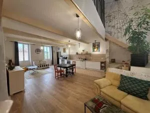 Maison Charme et Modernité - Cazedarnes