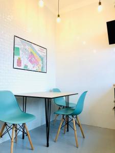 Apartment on Skorykovskyi Lane 4