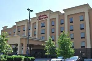 Hampton Inn & Suites Nashville at Opryland