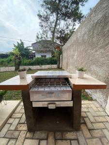 Belgareti Modern Ethnic House Cipanas Puncak