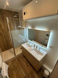 Appartements Appartement de luxe Enghien-les-Bains a proximite de la gare : photos des chambres