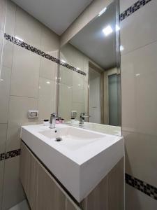 1 bedroom พระตำหนัก 5 min walk to beach