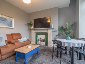 Wonderful West End - Pass the Keys