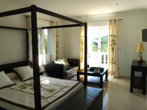B&B / Chambres d'hotes Grand Studio Mejean - Domaine Ciel et Mer : photos des chambres