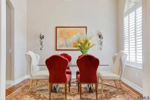 Cheerful 4 bed 3 bath pool in a quiet part of town - 4hvězdičkové hotely ve městě Palm Coast