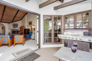 Ocean Views Moonlight Beach Ocean Deck Pool Hot Tub