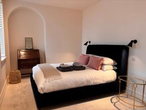 Luxurious 2 bedroom apartment with sea view in Monkstown