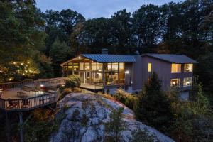 Quarry House Mid-Century Modern