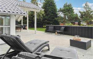 4 Bedroom Cozy Home In Væggerløse