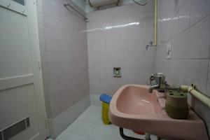 Sams Apt- Elegant 3BHK on FC Rd