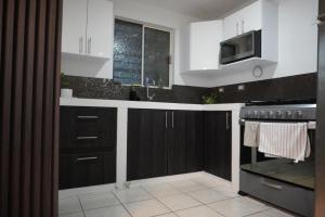 casa Apodaca cerca del aeropuerto