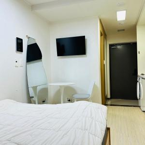SQ Seoul Sillim Property