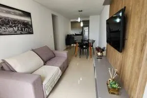 Apto aconchegante Centro Lago com 2 banheiros - Volta Grande