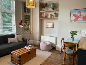 Guildford Kip - West Clandon