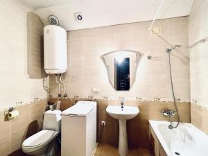 Apartment on Skorykovskyi Lane 4