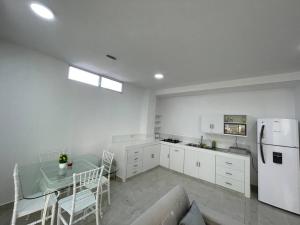 Hermoso apartamento #13 piso 3